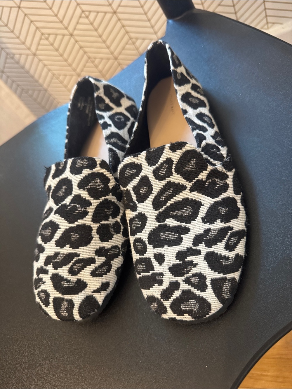 NWOT Something Navy Black/White Leopard Print Slip-On Flats Nordstrom